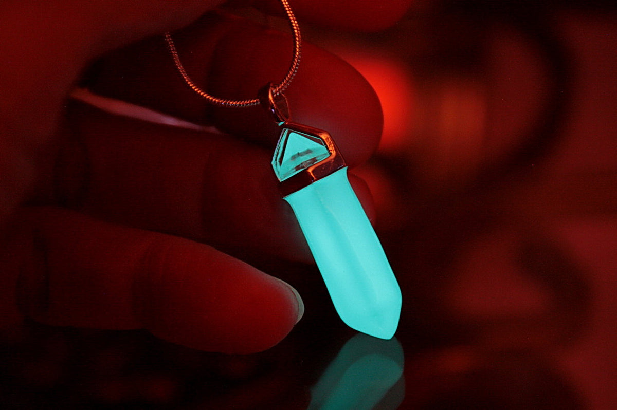 Glow in the clearance dark crystal necklace