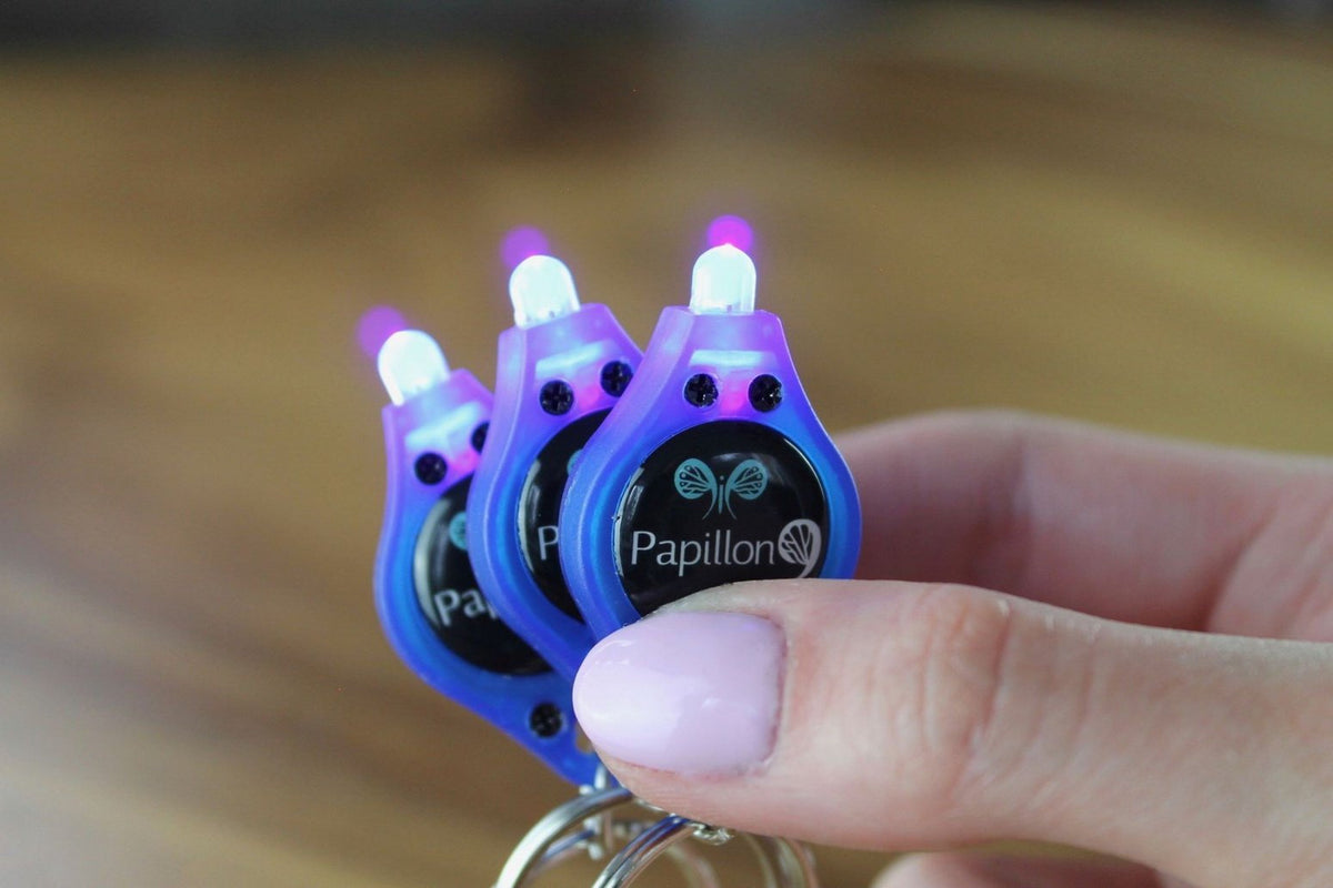 Mini black light on sale keychain