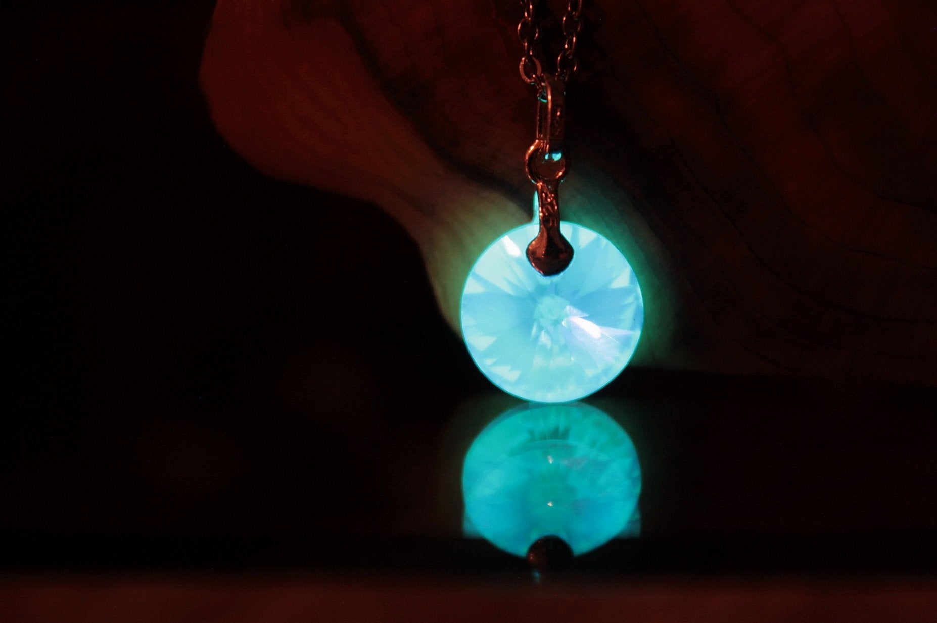 Solitary Crystal AB Necklace / Glow in the Dark / Swarovski 