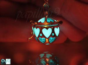 Hearts Locket Glow in the Dark / Heart Locket / Turquoise Hearts Locket /